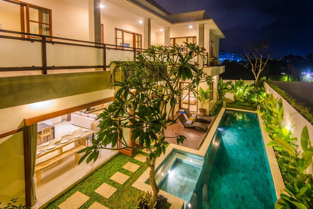 Villa Tepi Sungai Legian  Phòng bức ảnh