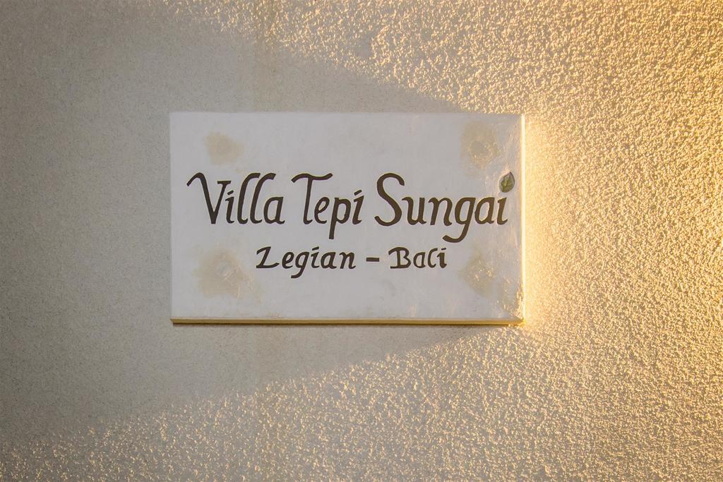Villa Tepi Sungai Legian  Phòng bức ảnh