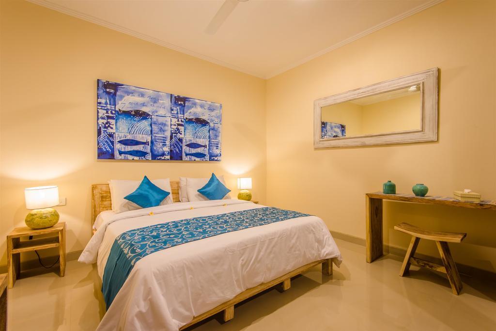 Villa Tepi Sungai Legian  Phòng bức ảnh