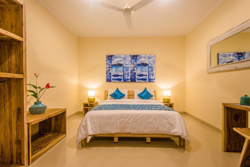 Villa Tepi Sungai Legian  Phòng bức ảnh