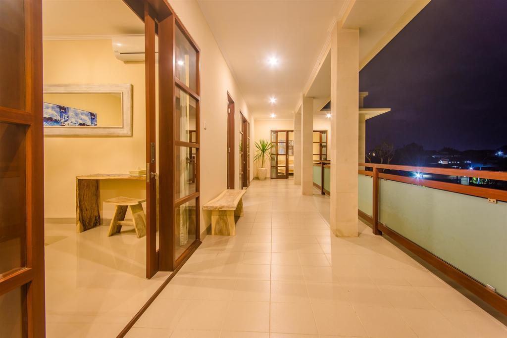 Villa Tepi Sungai Legian  Phòng bức ảnh