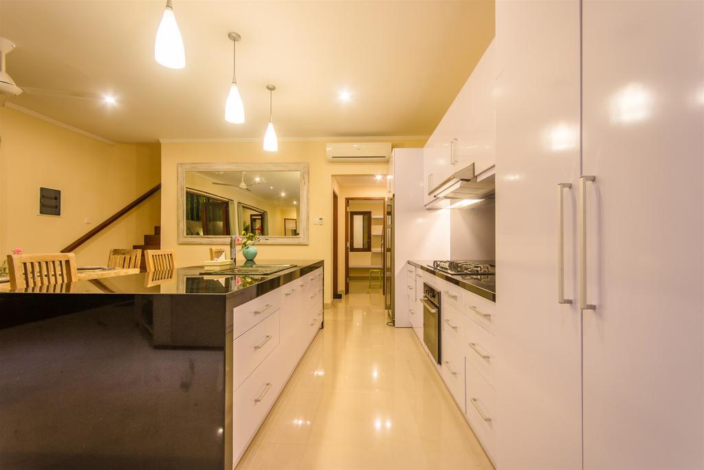 Villa Tepi Sungai Legian  Phòng bức ảnh