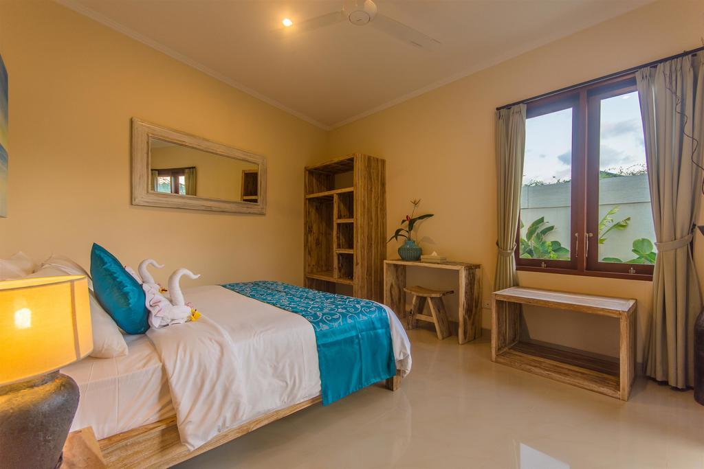 Villa Tepi Sungai Legian  Phòng bức ảnh