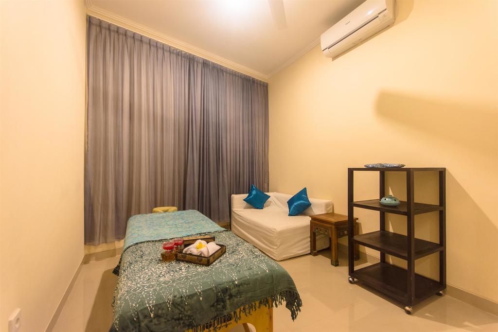 Villa Tepi Sungai Legian  Phòng bức ảnh