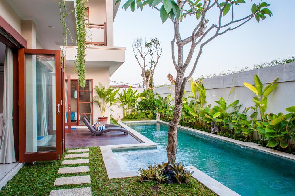 Villa Tepi Sungai Legian  Phòng bức ảnh